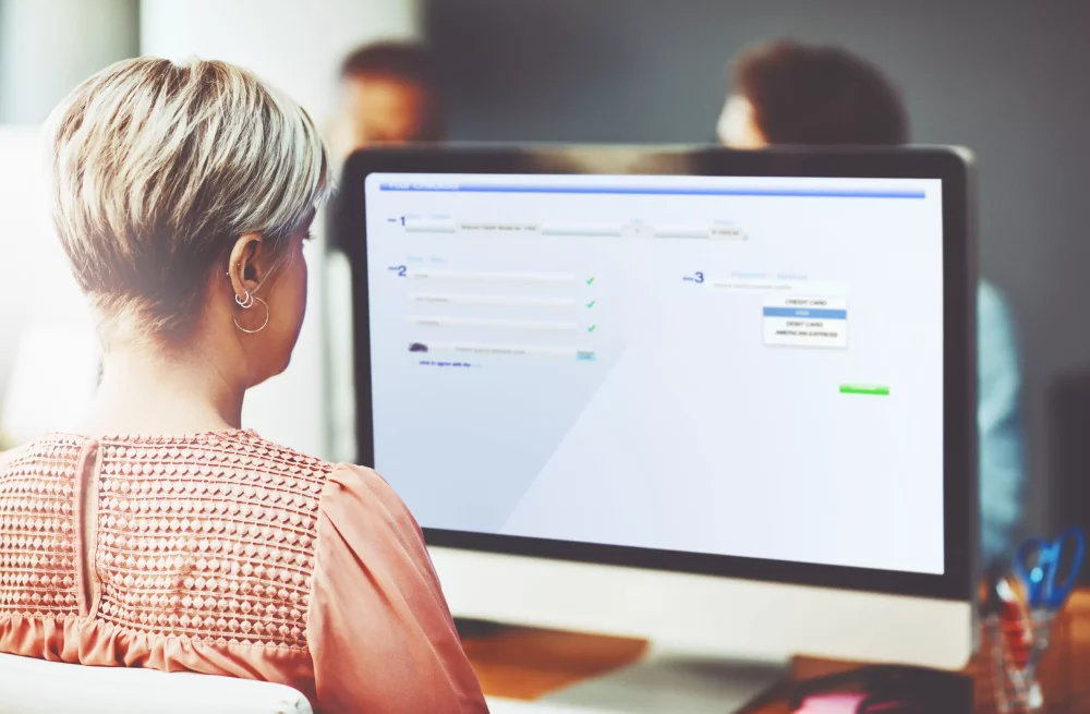 kötelező elállási funkció online értékesítésnél